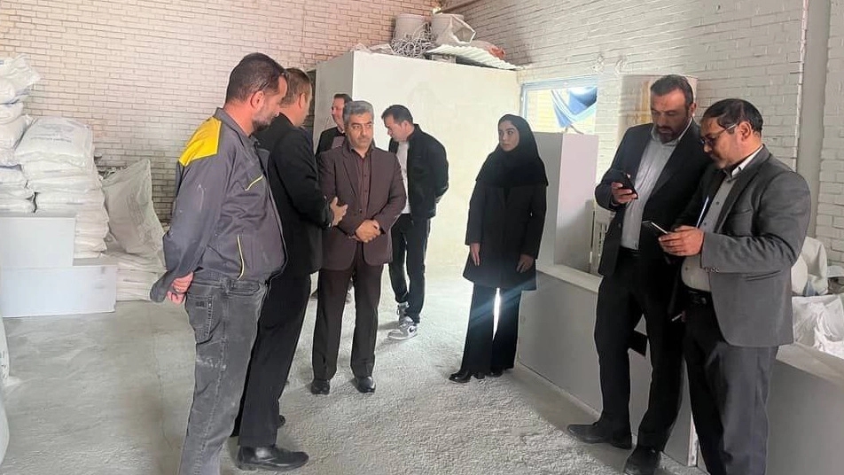 بازدید فرماندار و ریاست محترم صنعت و معدن چناران و گروهی از تجار و کسبه بازار
