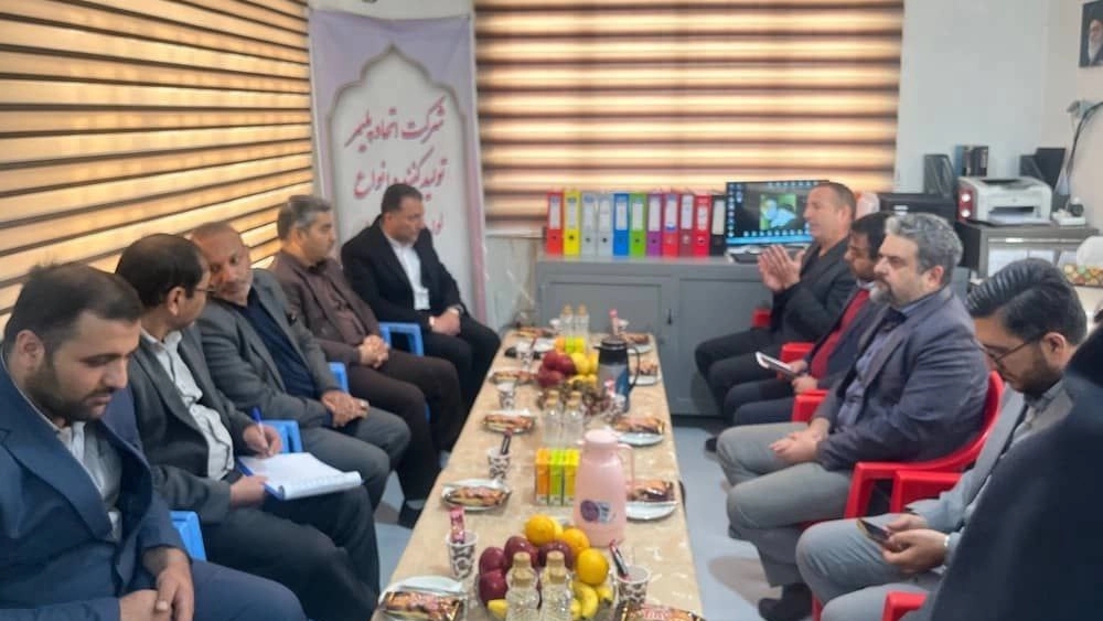 بازدید فرماندار و ریاست محترم صنعت و معدن چناران و گروهی از تجار و کسبه بازار خراسان