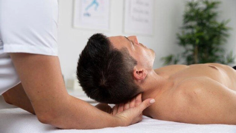 ماساژ درمانی ملل، مرکز سنگ درمانی در بندرعباس