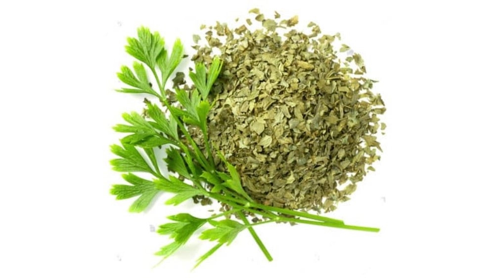 چگونه سبزیجات خشک با کیفیت توسط بازرگانی مرادی در خوزستان تولید میشود؟