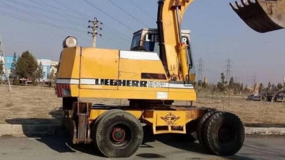 نمایشگاه شاهد، خرید و فروش ماشین آلات راه سازی در اسلامشهر