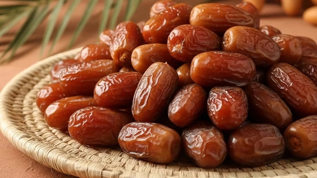 خرید خرما کبکاب تازه از در بهبهان