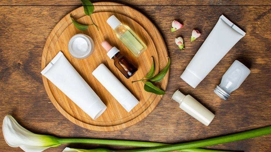 فروش محصولات آرایشی و پوستی کوزارکس، آنوا و شیگلم