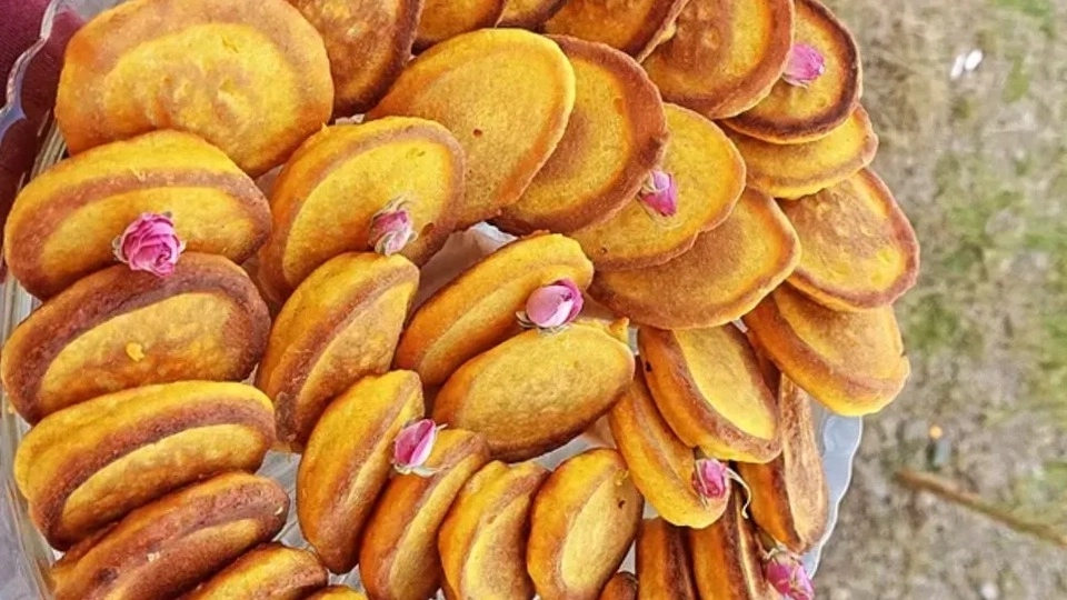 خرید کیک تولد کاپ کیک و رولت مجلسی در غزال کیک