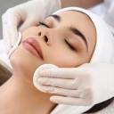 پاکسازی پوست یلدا اکبری، فیشیال و خدمات مراقبت پوست در شیراز