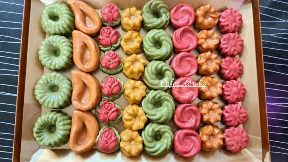 خرید لواشک و ترشک خوشمزه در اصفهان