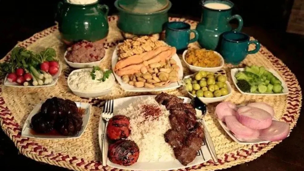 منوی غذاهای اصیل گیلانی در رشت