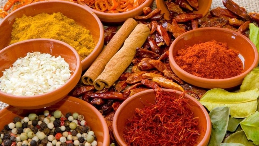 خرید ادویه تازه و باکیفیت در تبریز