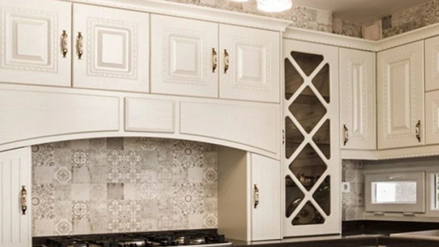 طراحی و ساخت کابینت آشپزخانه با بهترین متریال در یزد