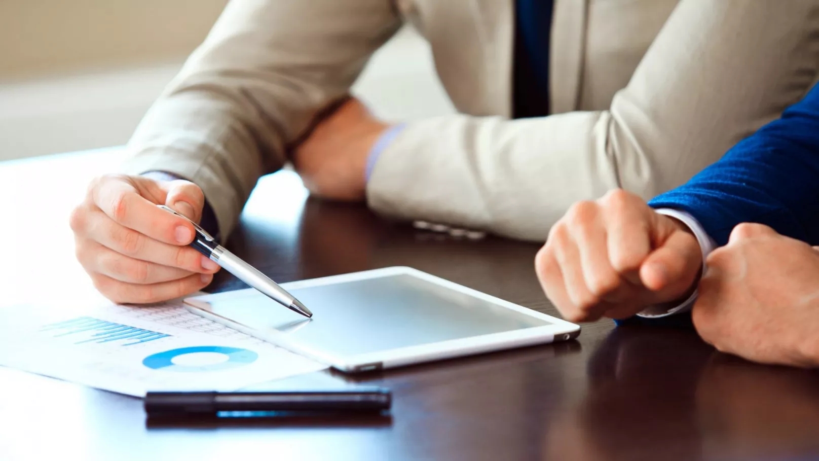 نقش مشاور املاک در انتخاب ملک چیست؟