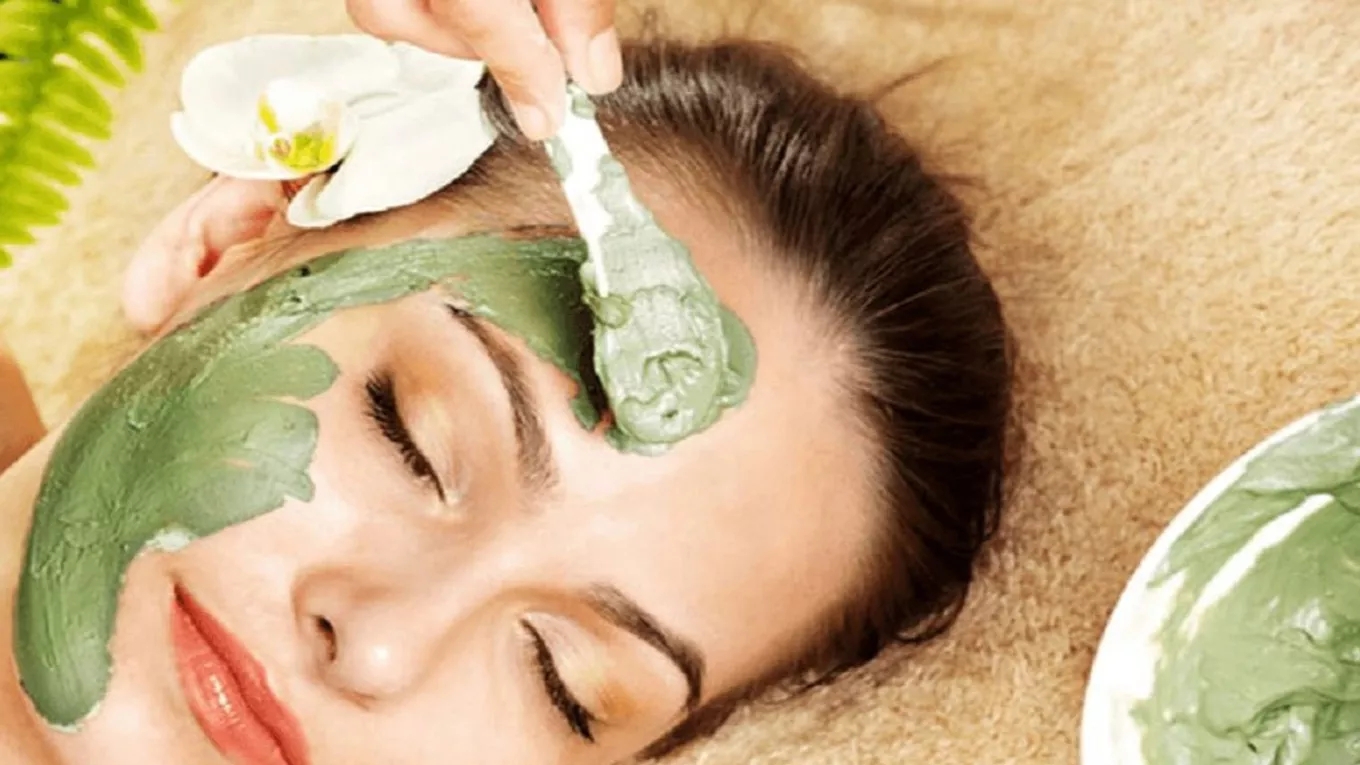 پاکسازی پوست چیست؟