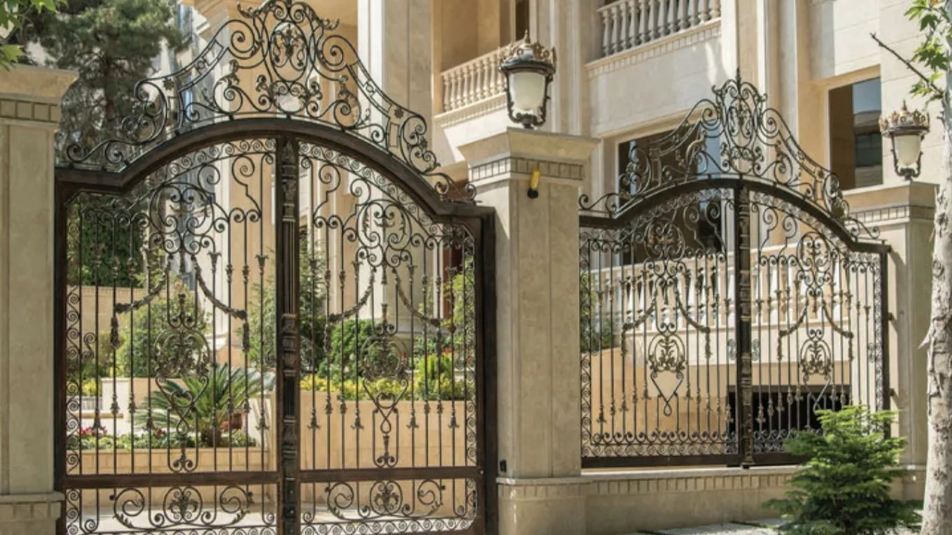 انواع درب ساختمان ازنظر جنس