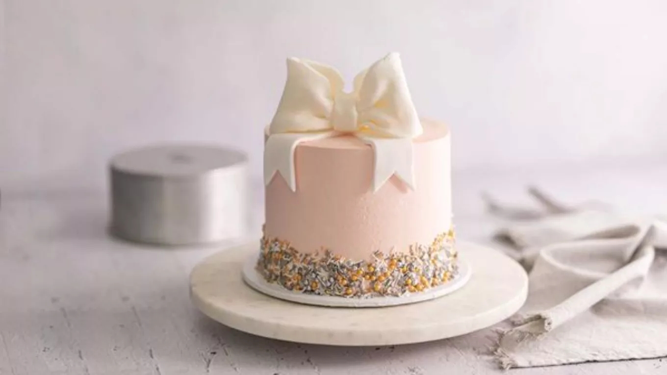 کیک فوندانت