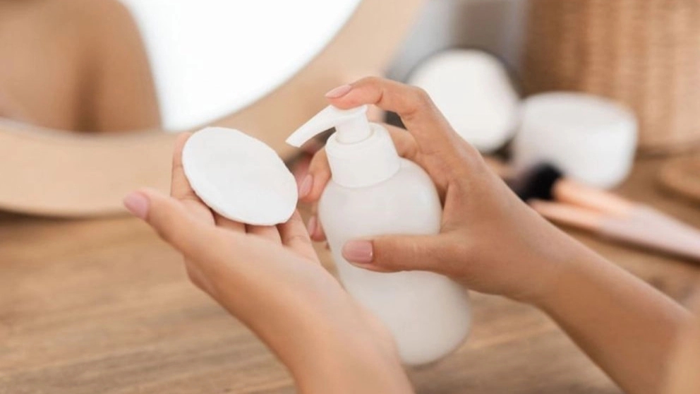 تونر چیست؟ چرا باید از تونر استفاده کنیم؟