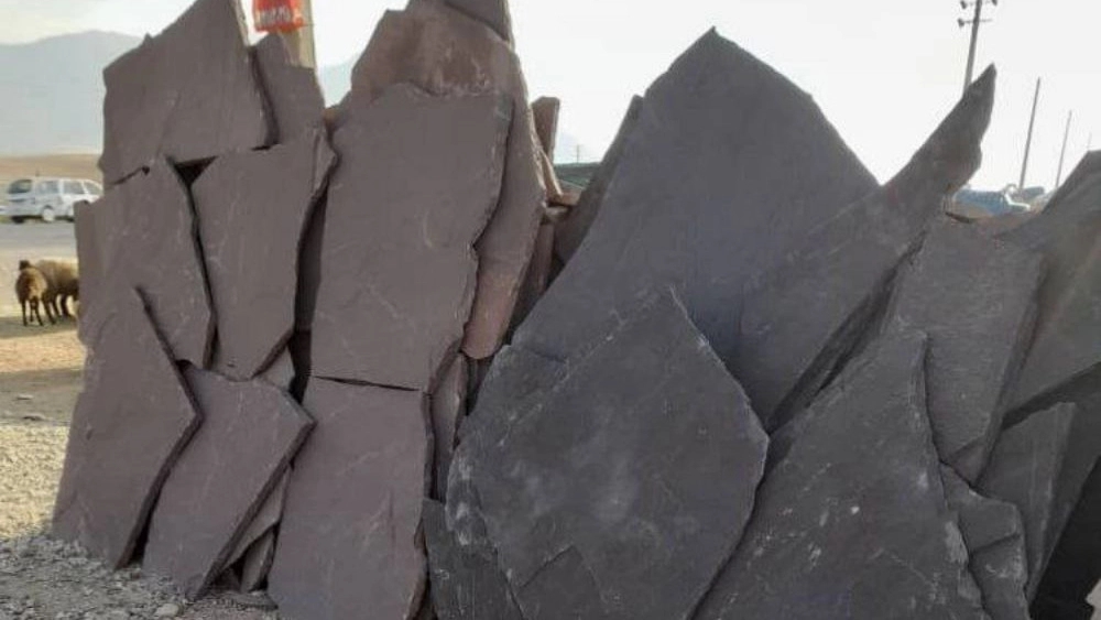 آشنایی با سنگ مالون و ویژگیها و کاربردهای آن