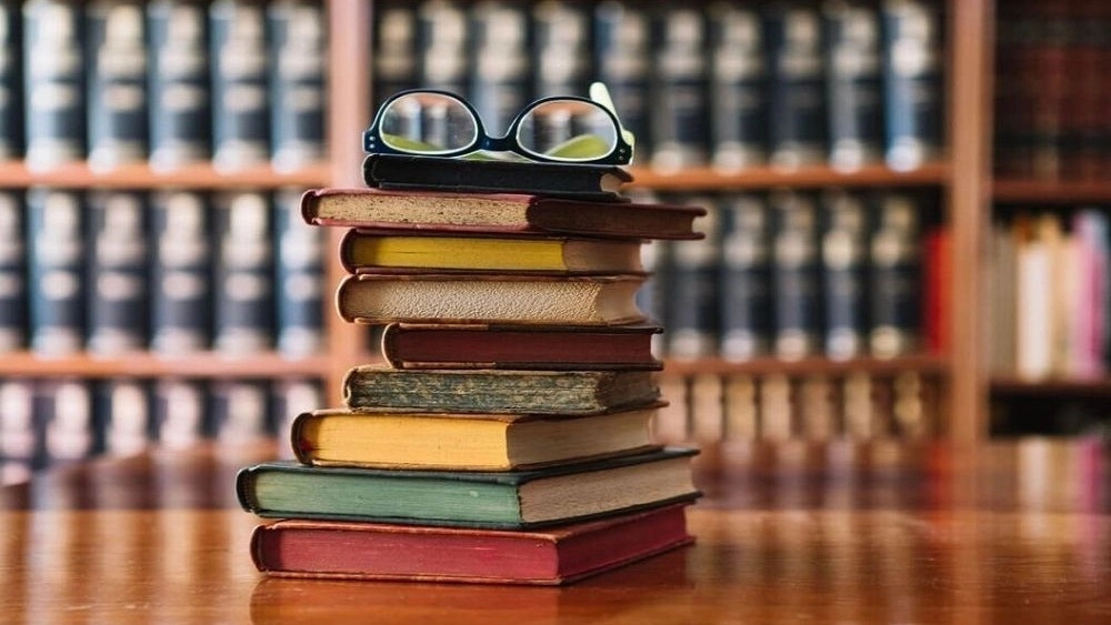 کارشناس ارشد حقوق با تجربه در کرمانشاه فرشاد باشام بیلواری